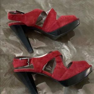 Peep toe red velvet Marc Fisher pumps